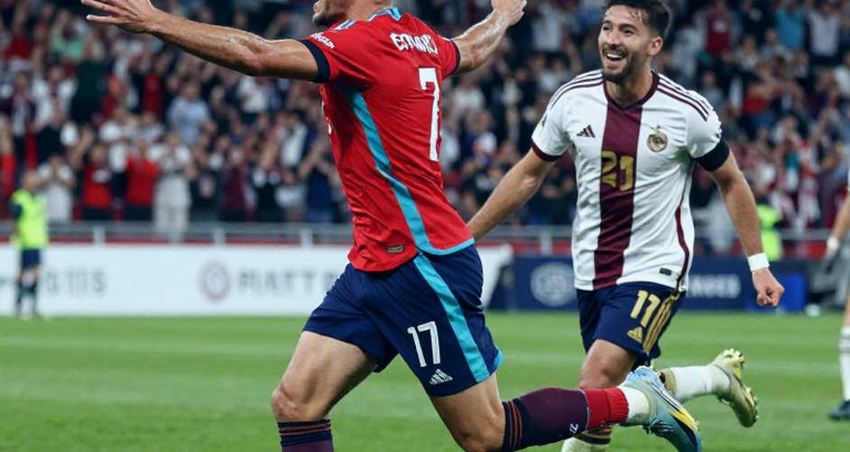 Cúng nổ colère của người hâm mộ khiến Giám đốc thể thao Al-Ahli phải ra đi