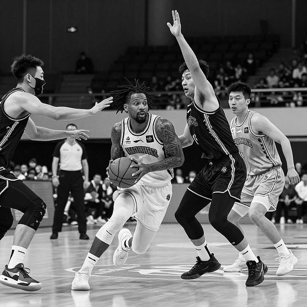 Scottie Wilbekin lọt nhóm ba cầu thủ ném ba nhiều nhất lịch sử EuroLeague: Con số, chiến thắng và khoảng trống dữ liệu