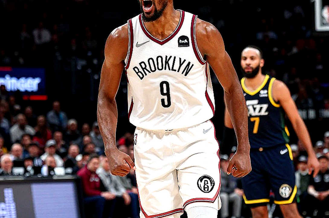 Khi đường dây im tiếng: Nghề đọc tín hiệu rỗng giữa chợ chuyển nhượng NBA