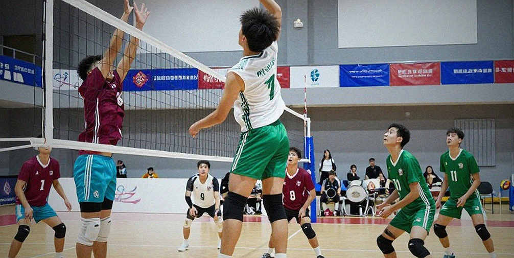 Cú đánh của Mruzik, khuôn mặt Hoài An và khoảng trống dữ liệu của bóng chuyền nữ Việt Nam