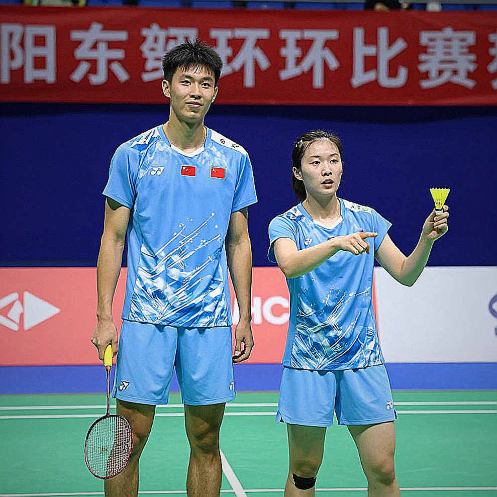 Cánh cửa không khóa: Khi Nguyễn Thùy Linh gục ngã trước tài năng 19 tuổi Trung Quốc Cánh cửa không khóa: Khi Nguyễn Thùy Linh gục ngã trước tài năng 19 tuổi Trung Quốc