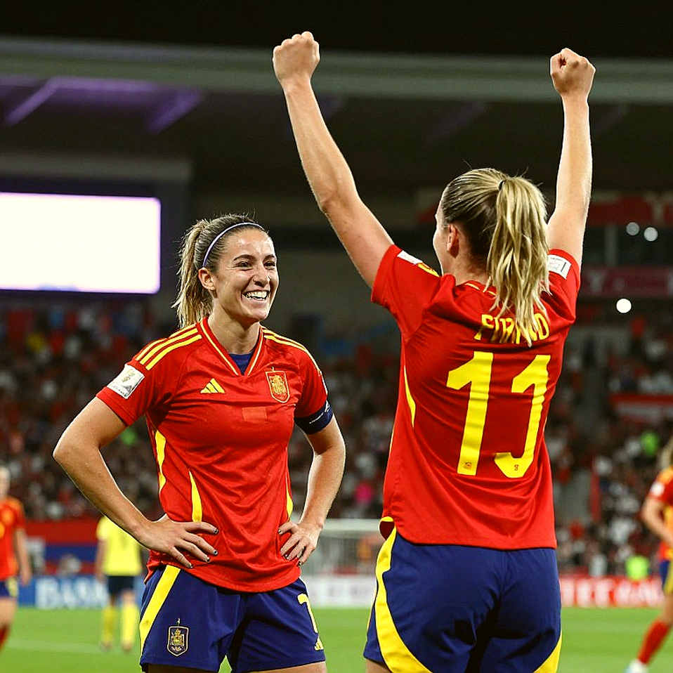 Demiane Agustien: The Number 10 Shirt, Three Flags and an Unresolved Silence Demiane Agustien: The Number 10 Shirt, Three Flags and an Unresolved Silence