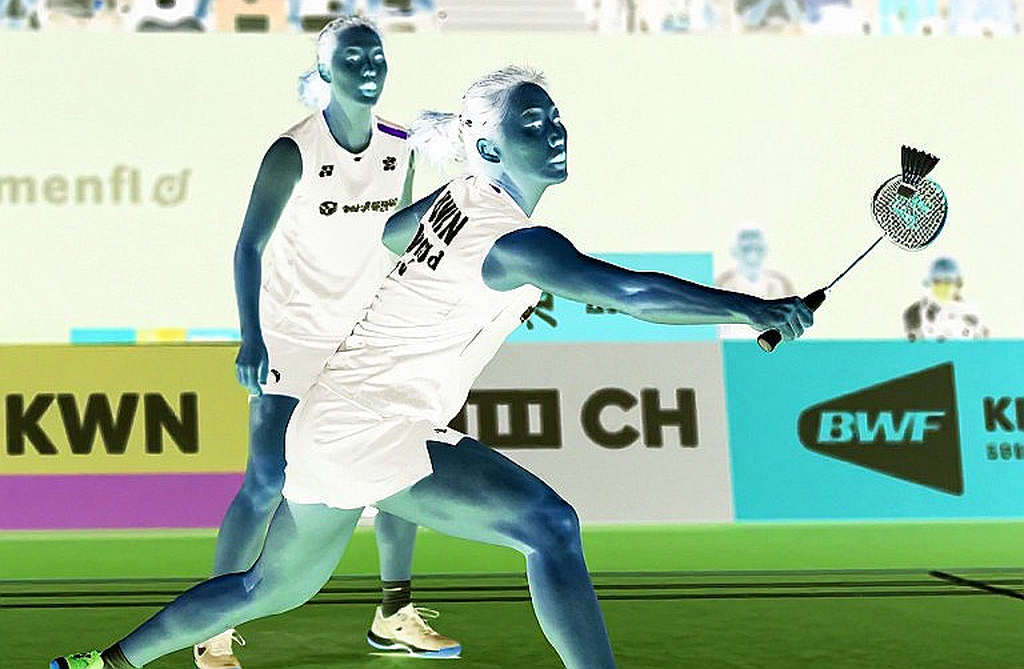 Alwi Farhan tập cùng Kento Momota trước Asian Games 2026: dữ liệu nói gì và chưa nói gì