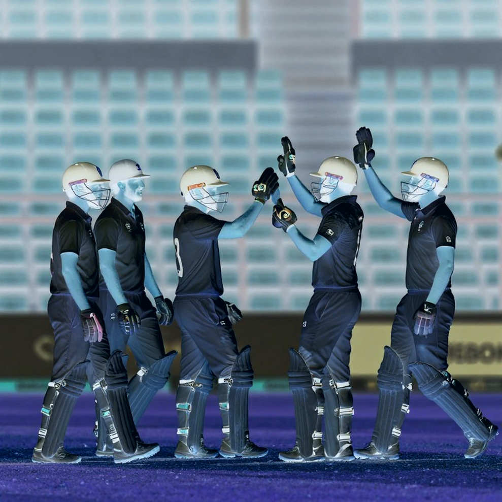 Kami và hiệu ứng 'cầu thủ thứ 12' – cách một cosplayer khuấy động sân đấu esports