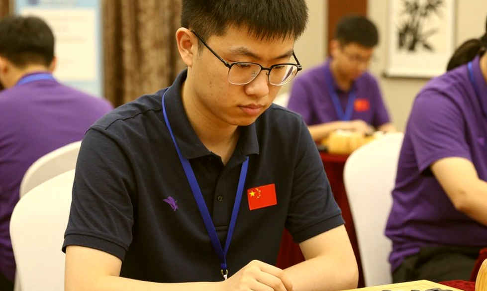 Seven Opening Systems in Six Videos: The Catalan Gap and the Amateur Chess Course Market