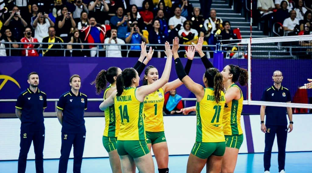 Efeler son maça kaldı: Thổ Nhĩ Kỳ thua Romania 3-1 và bài toán sinh tồn tại EuroVolley 2026